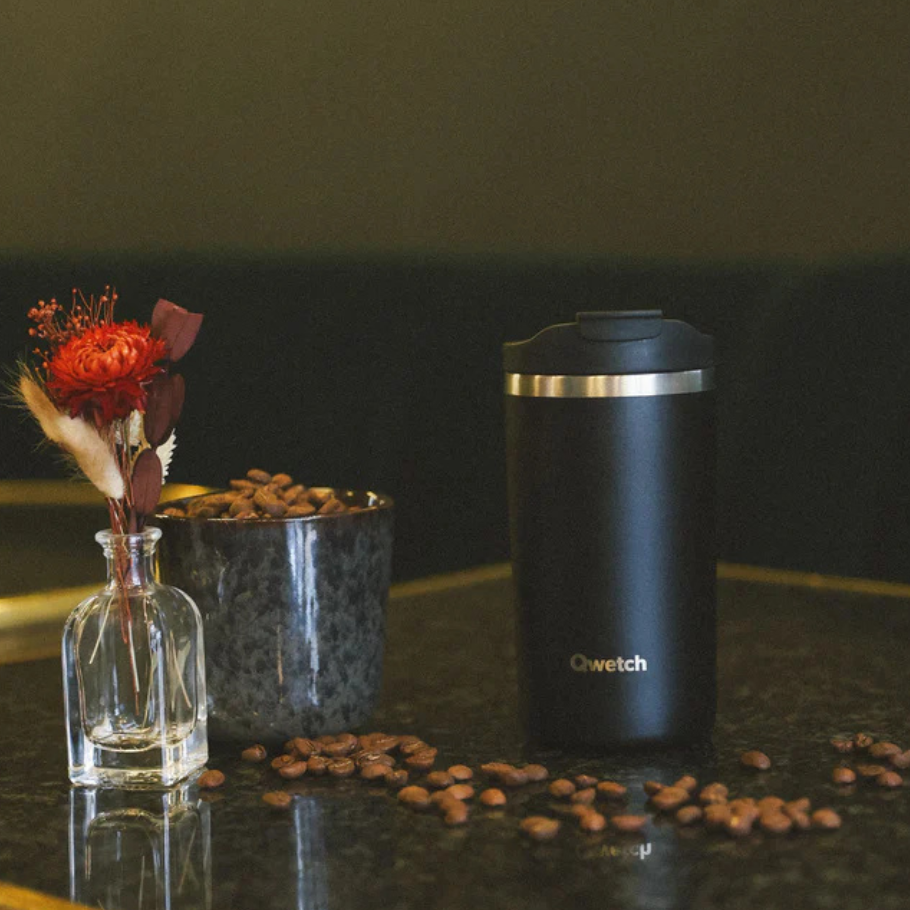 Ferðamál 350 ml. matt svart m/loki. Heitt/kalt