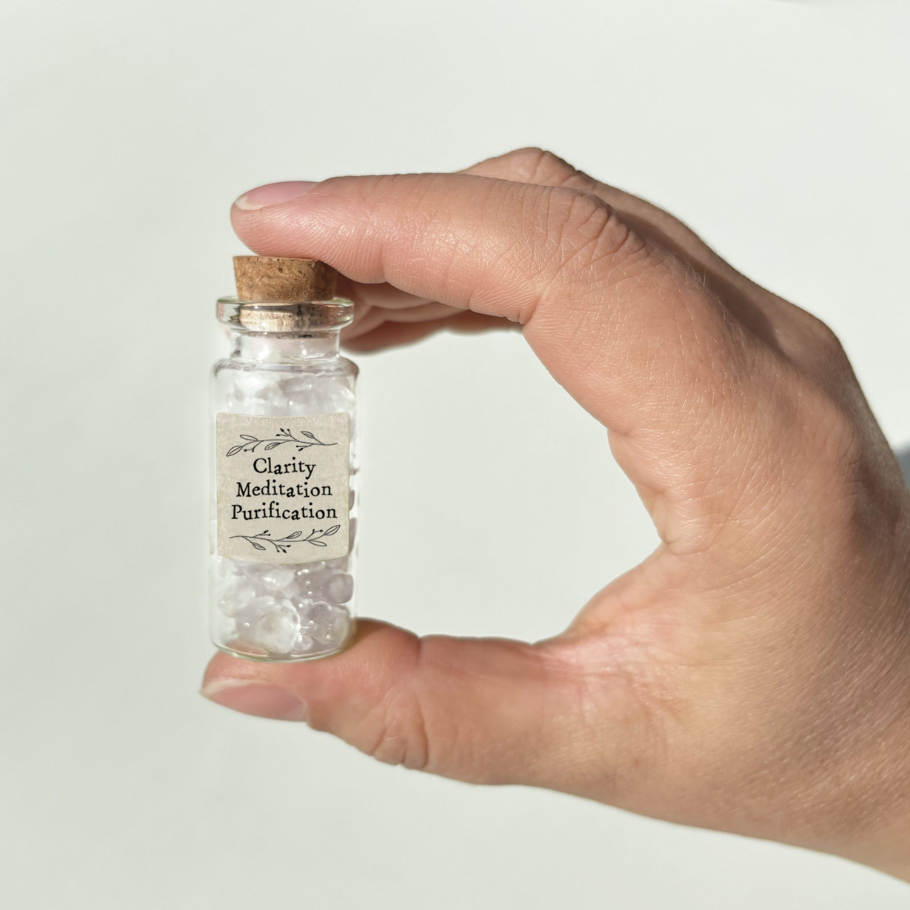 Lítil flaska með kristöllum - Quartz