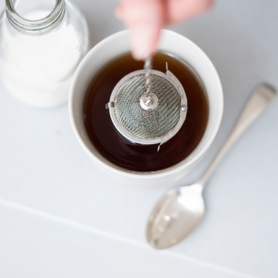 Tesía úr málmi fyrir laust te.